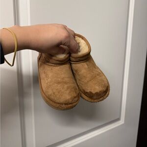Ugg kids boots